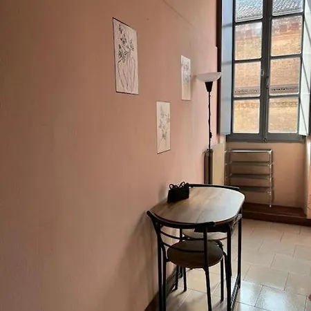 Minimal Con Travi A Vista アパート