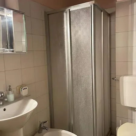 Minimal Con Travi A Vista Appartement *