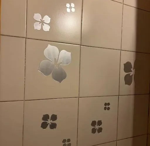 Lägenhet Minimal Con Travi A Vista Piacenza