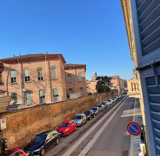 Minimal Con Travi A Vista Apartman